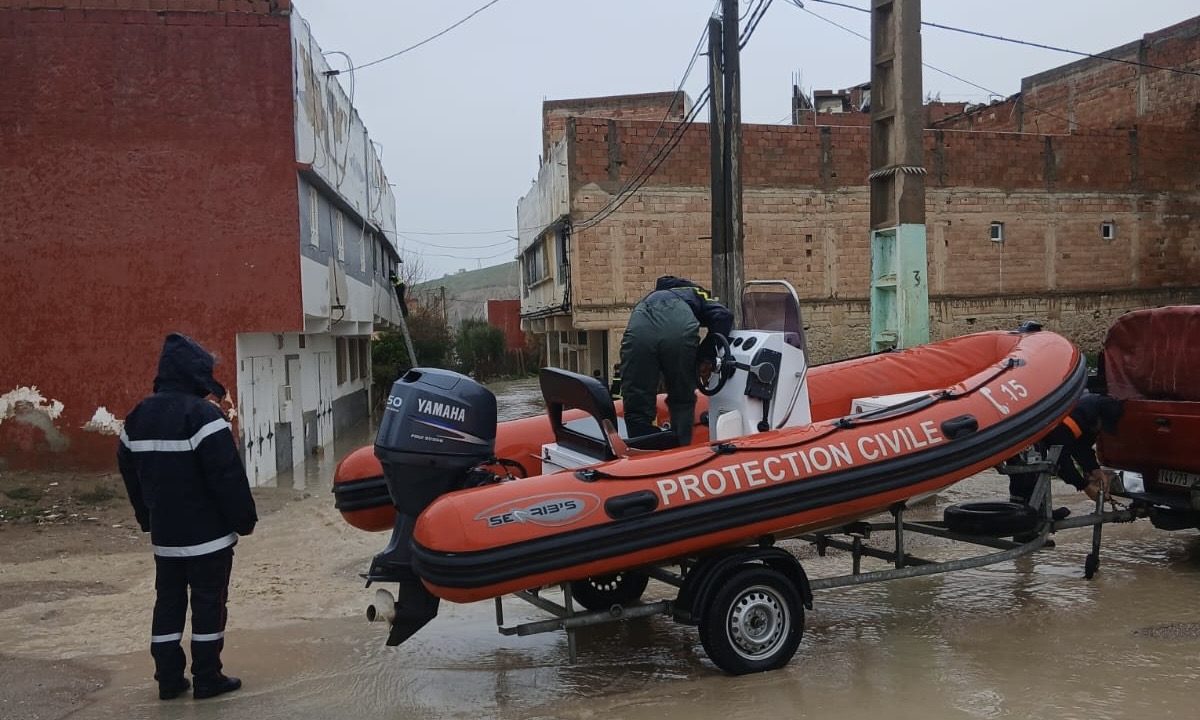 تازة: تعبئة قصوى بإقليم تازة لمواجهة مخاطر الفيضانات تحت إشراف العامل رشيد بنشيخي